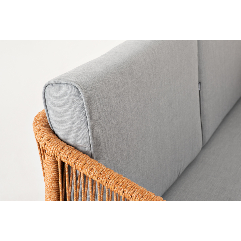 "Канны" диван 2-местный плетеный из роупа, каркас алюминий светло-серый (RAL7035) муар, роуп оранжевый меланж круглый, ткань светло-серая
