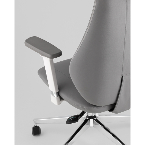 Кресло руководителя TopChairs Trophey серый